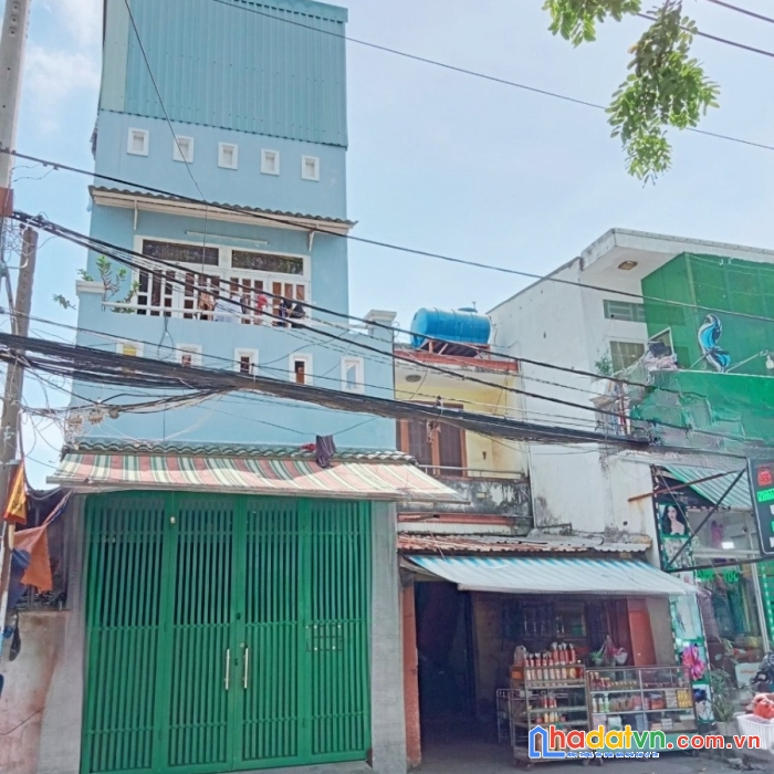 Nhà mt trệt, lầu hẻm xe hơi đường ven sông xáng p2, quận 8