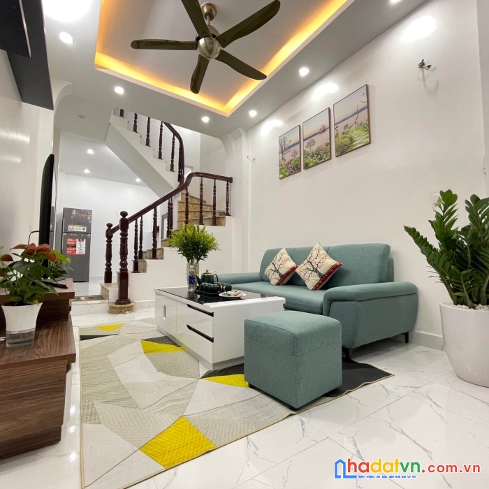 Bán nhà đẹp đón tết dịch vọng 40m giá 3.8 tỷ