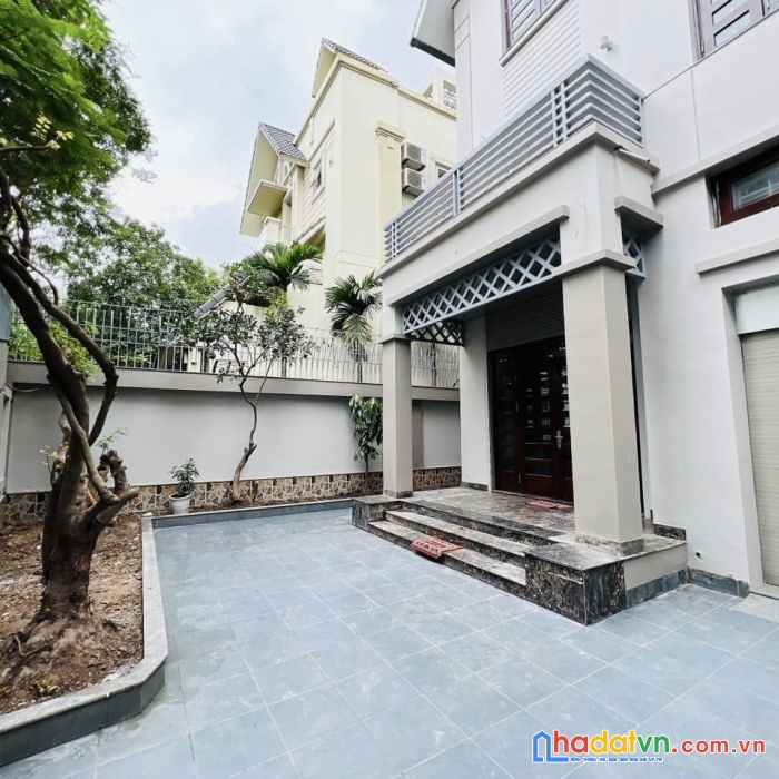 Bán siêu biệt thự văn quán- hà đông diện tích lớn 218m, 4 tầng, giá chào 37 tỷ nhà đẹp long lanh