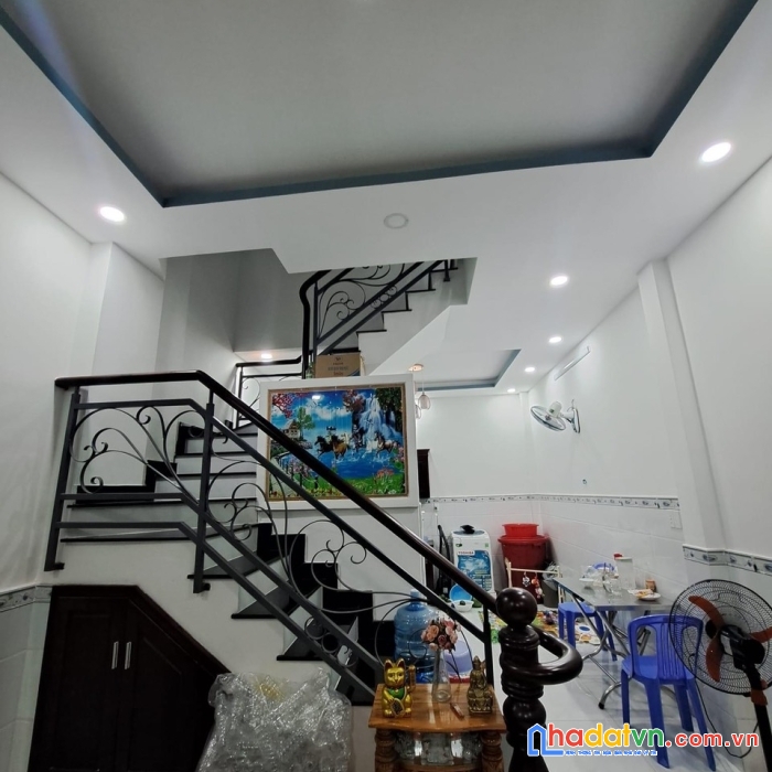 Nhà đẹp hẻm thông rộng 5m tân hưng - quận 7 . giá 4 tỷ 6.