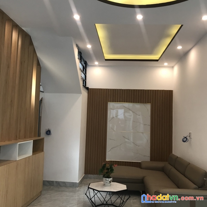 Chủ ngộp oxi, bán nhanh, hải châu, trần cao vân chỉ nhỉnh 2 tỷ