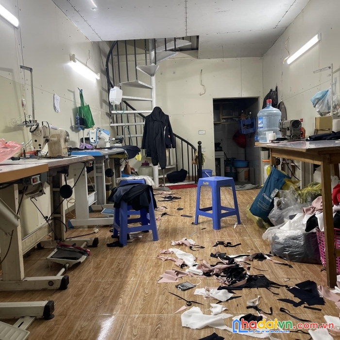 Nhà khâm thiên - nhà ở ngay - trước cửa 3m, sh quay đầu