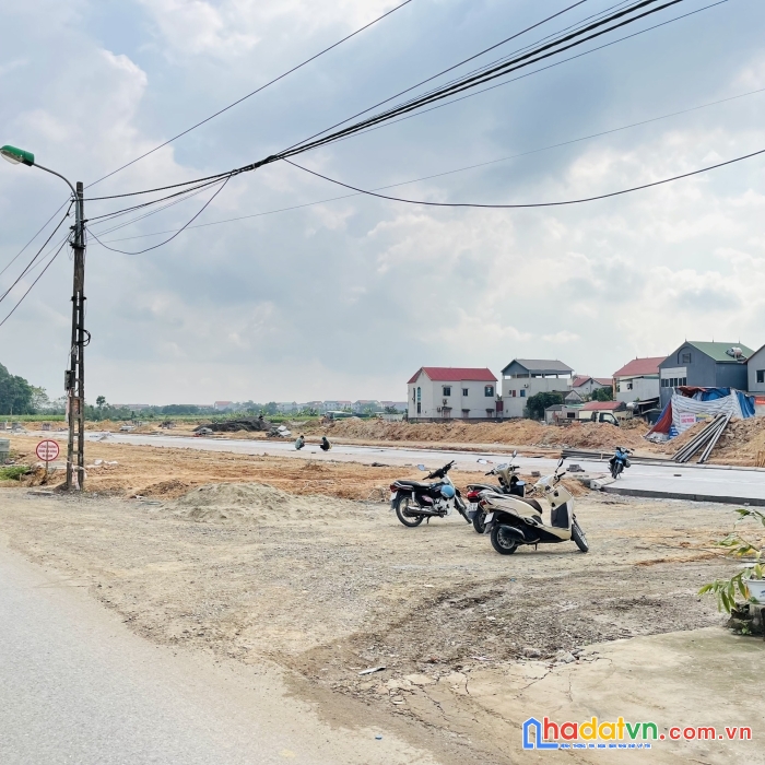 Mặt đường nhựa vỉa hè rộng 40m - kinh doanh sầm uất chỉ 19,8tr/m2