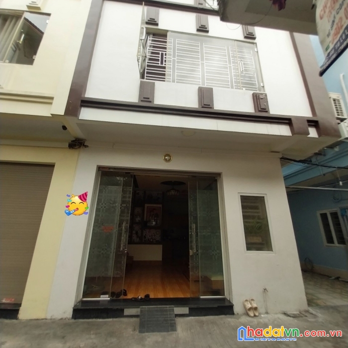 Bán nhà lô góc 3 tầng, diện tích 44m2 lũng bắc, giá 2.1 tỷ