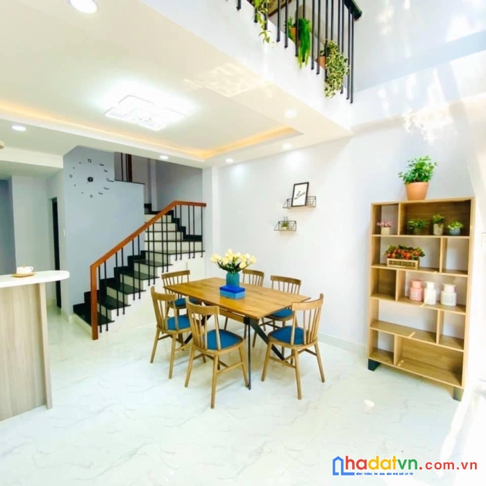 Nhà đẹp trệt/lửng/2 lầu hẻm dương bá trạc p2,q8. giá 6.2 tỷ