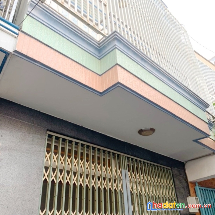 Nhà trống trệt/ lầu nở hậu hẻm mễ cốc p15, q8 giá: 2,45 tỷ
