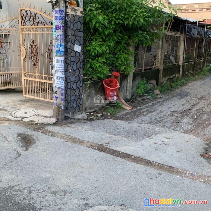 Cần bán nhanh lô đất 2 mặt tiền gần trường dh tdm , tặng nhà trọ đang kinh doanh đường phú lợi,