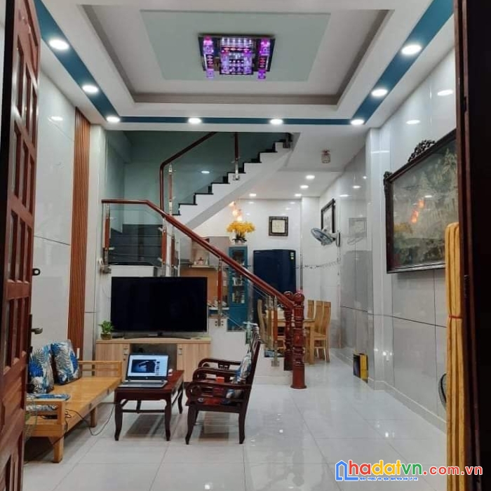 Bình tân, hxt thông sát tiền đs8, ngay tân kỳ tân quý, gần aeon tân phú, sổ vuông vức, nhà đẹp
