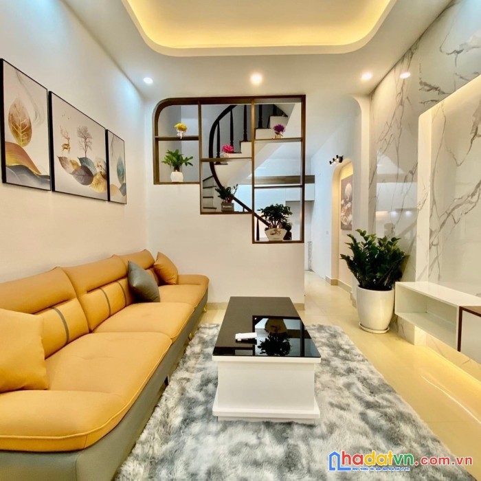Cấn bán nhà đẹp nín thở ngọc hồi, ngõ ba gác tránh xe máy, giá 2.9 tỷ