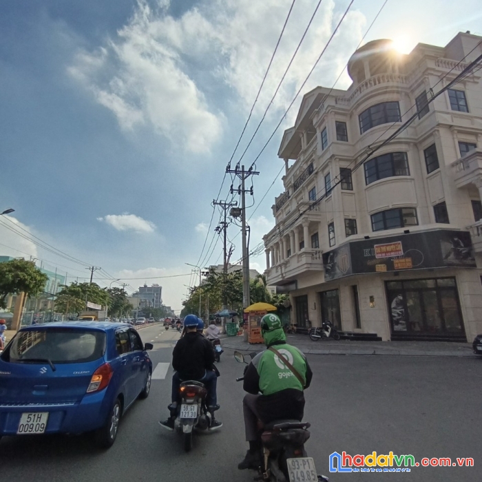 Chỉ 5.x tỷ, 2 tầng, hxh ngay lottemart nguyễn văn lượng, quận gò vấp,  60m2.