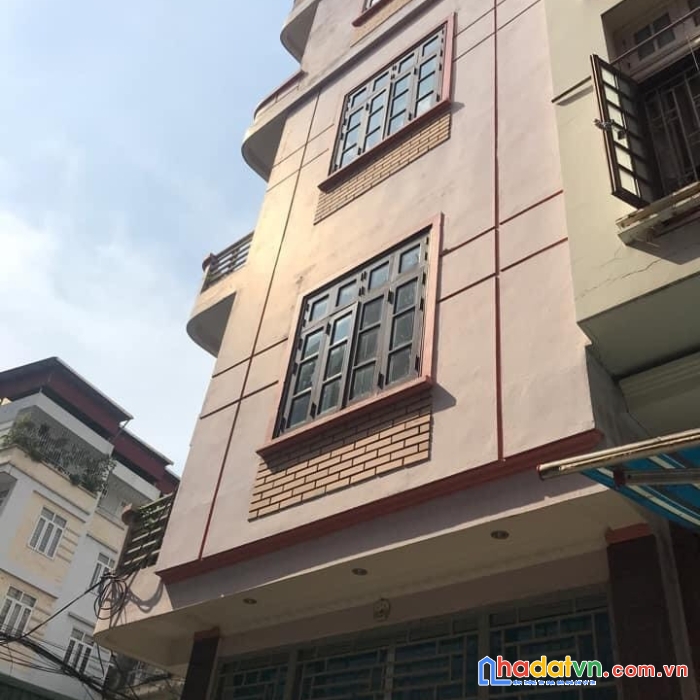 Bán nhà phố cầu giấy 50m2x5t, gần phố, kd cho thuê dòng tiền, giá 4tỷ hơn