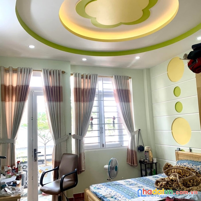 Bán nhà thoại ngọc hầu tân phú, dt 3.9x14m, 3 tầng chỉ 3 tỷ nhỉnh