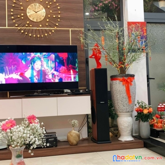 Nhà đống đa 50m ra mt, kiệt rộng, lô góc, đẹp chất