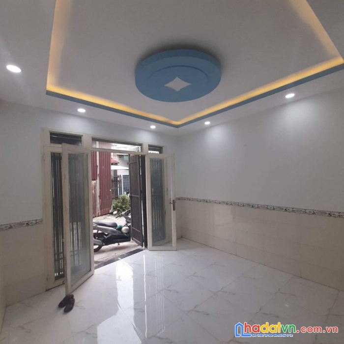 Bán nhà mới, nguyễn sỹ sách, p15, tân bình, 40m2, hẻm 4m, 3.3 tỷ