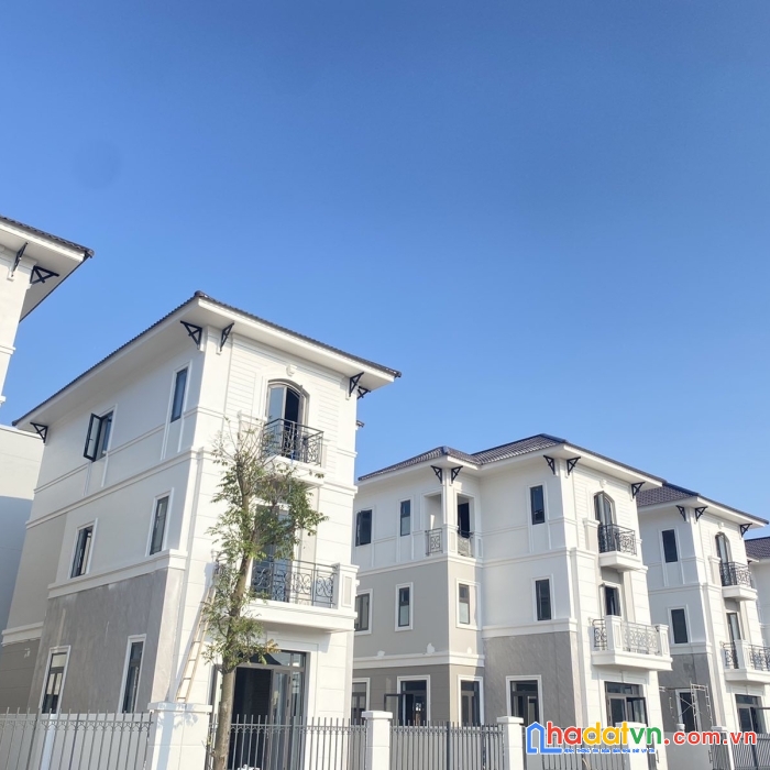 Chính chủ gửi bán biệt thự đơn lập view công viên vsip chỉ 14,x tỷ
