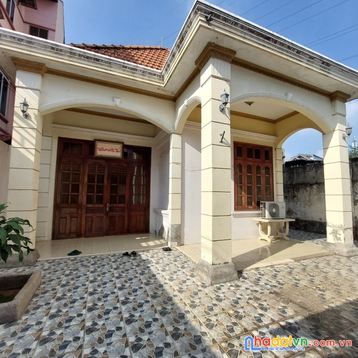 Sở hữu ngay căn nhà hẻm xe hơi đẹp vị trí đắc địa tại tp thủ đức ( quận 9 cũ )