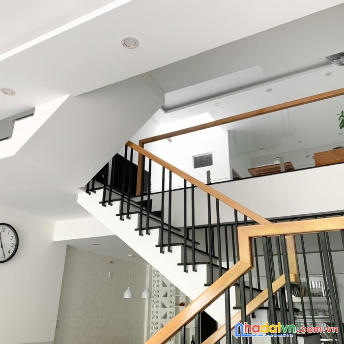 Quận cẩm lệ- bán nhanh nhà đẹp p.hòa xuân- tặng nội thất-150m2- 3 tầng- 4 pn-giá chỉ 4 tỷ