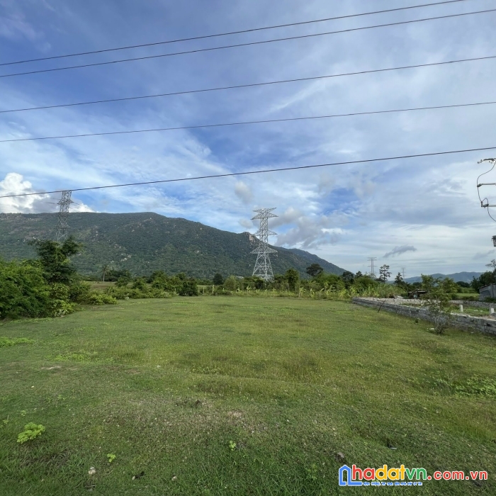 Bán đất nền mặt tiền đường quốc lộ 27b  diện tích 1012m2 sổ hồng