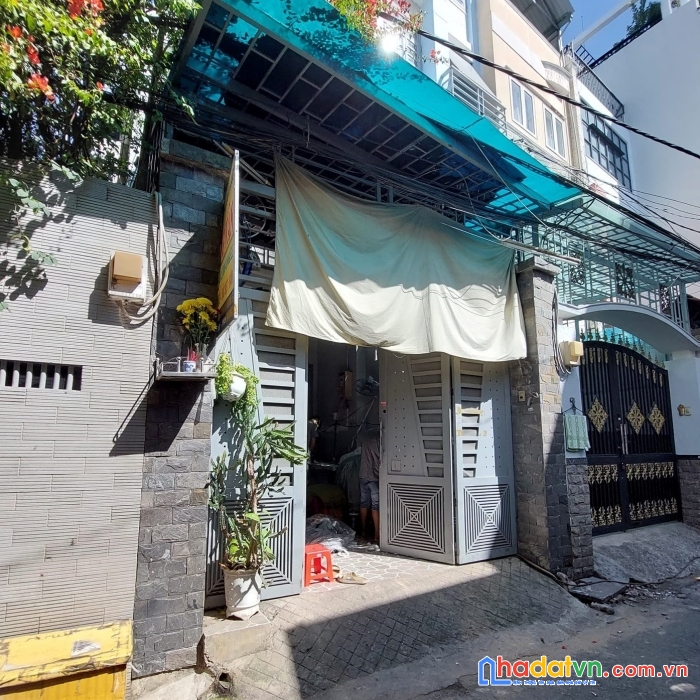 Bán nhà hxh đường tân hương, 90m2 (4x22), 2 tầng btct, 2pn, nhỉnh 7 tỷ tl