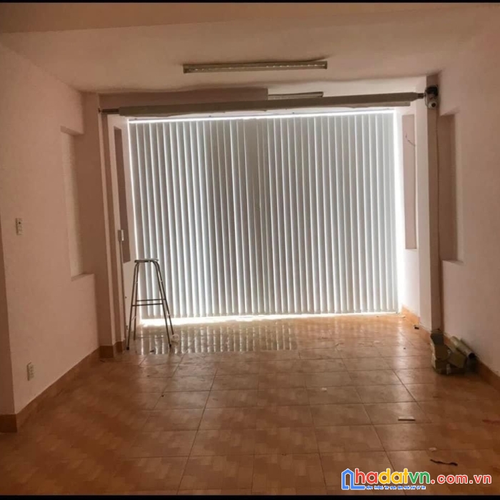 Bán nhà mặt tiền luỹ bán bích - hoà bình, 4.2x15m, 4 tầng, 4 pn, giá 15.7 tỷ (tl)