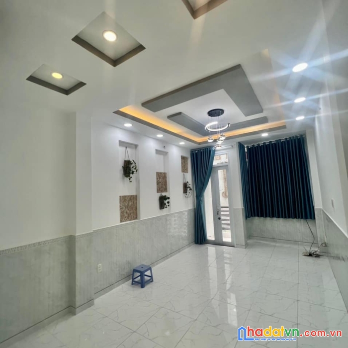 Ngộp bank bán nhà nguyễn  thị thập, quận 7,dt 46 m2, 3 pn,  giá chỉ chỉ 4,9 tỷ