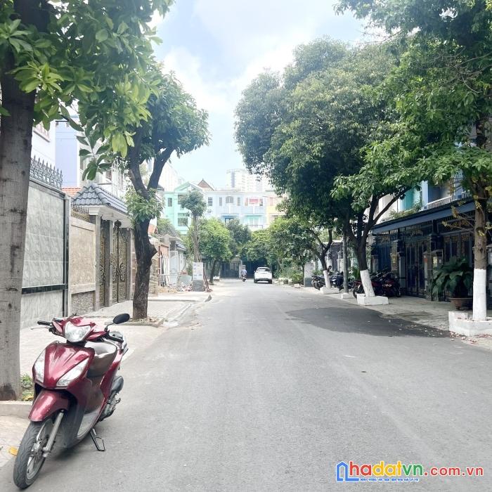 Nhà 4 tầng mt đường 783 tạ quang bửu p4q8. giá 12 tỷ tl