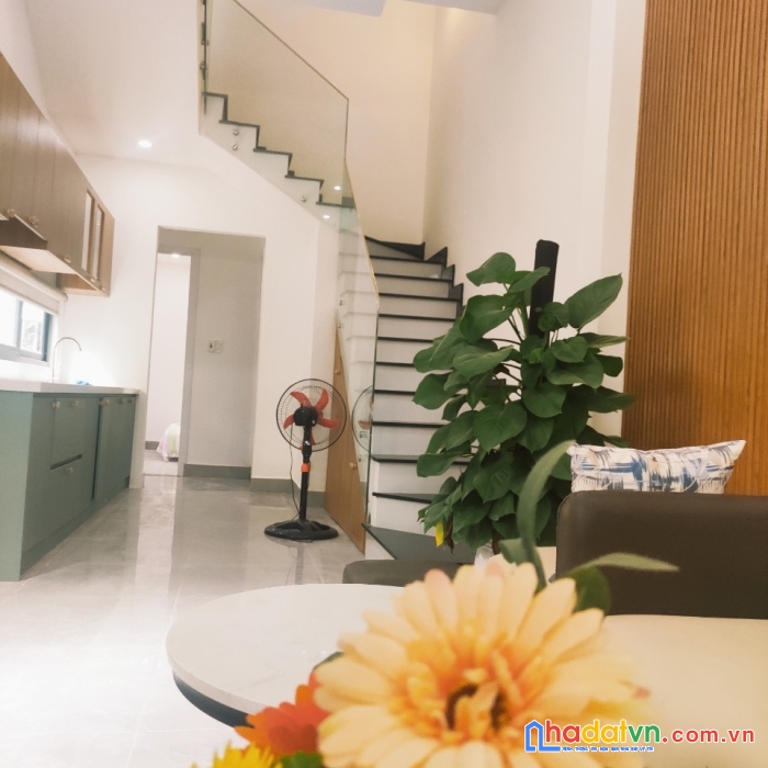 Bán nhà 3 mặt tiên mới kín kon như hình chưa đến 3 tỷ