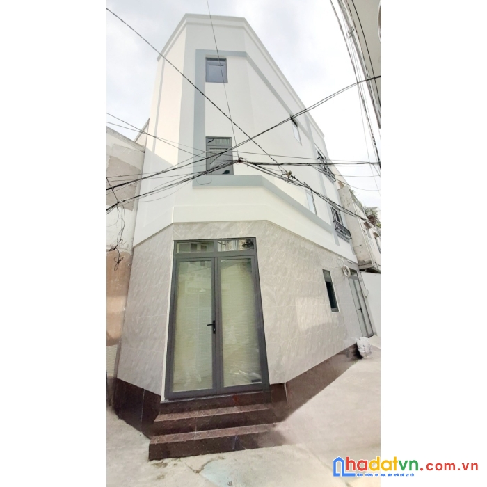 Cho thuê nhà 4 tầng căn góc đường võ trứ p9q8. giá 14tr/th