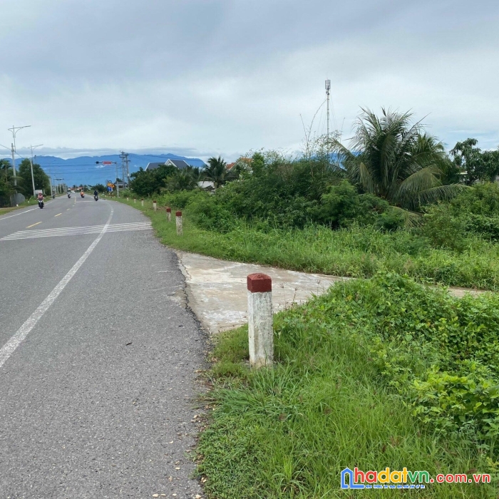 Bán lô đất 2 mặt tiền sát quốc lộ 26 giá chỉ 6trieu3 ninh binh ninh hoà lh 0985451850 xuân xuyên