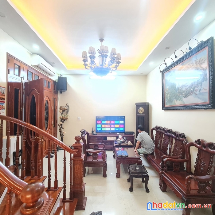 Bán gấp nhà ngõ 221 phố kim ngưu hai bà trưng 35m 5 tầng mặt tiền 3.9m 3 ngủ chỉ 3.5 tỷ