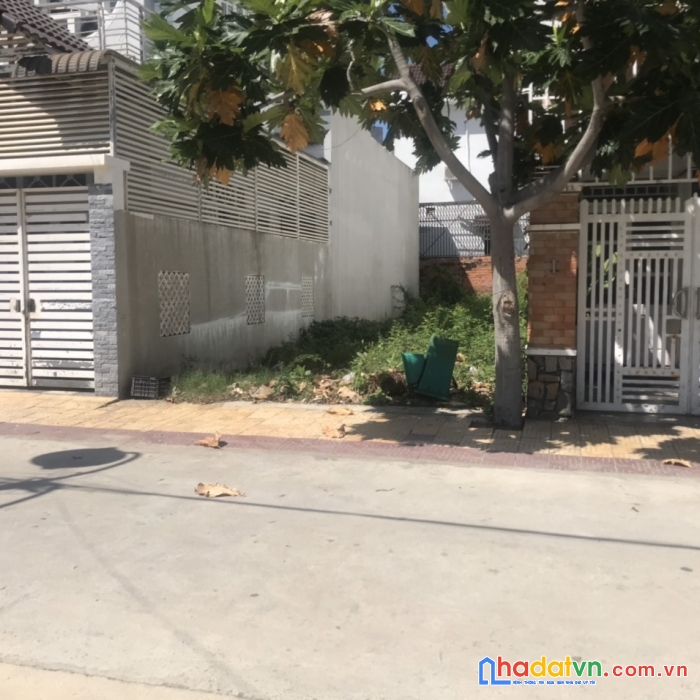 Đất nền đường võ văn tần diện tích 90m2  pháp lý sổ hồng