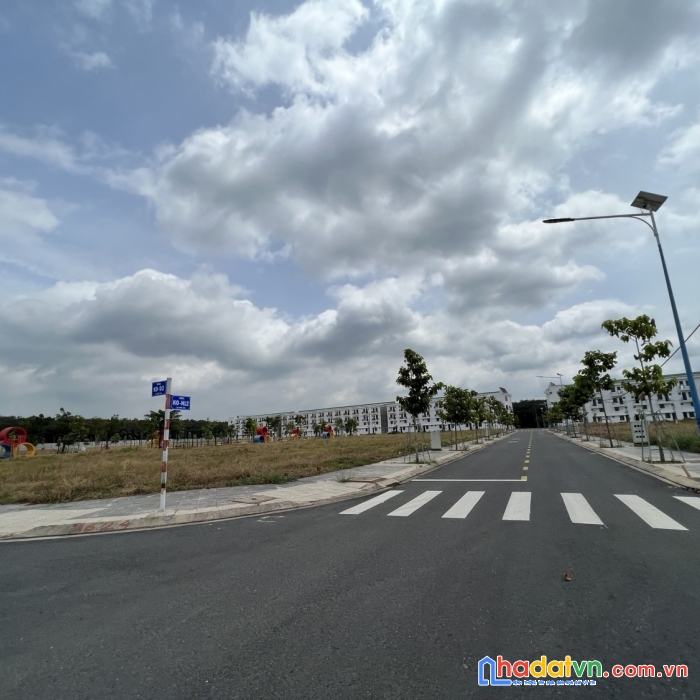 Bán gấp lô góc 2 mặt tiền đất giáp sân bay long thành đồng nai giá chỉ 18 triệu/m