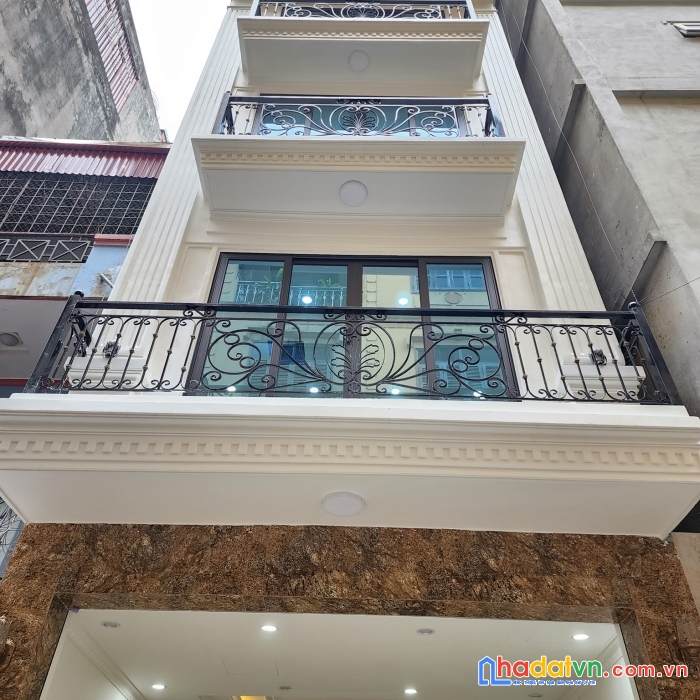 Nhà đẹp ngõ 132 nguyễn xiển 55m2 x 6 tầng mặt tiêng 4m nhà mới ở ngay thang máy phân lô gara