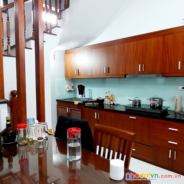 Nhà định công dt 51m2 x5t giá chỉ 3,6 tỷ,sđcc,ở luôn,cực hiếm