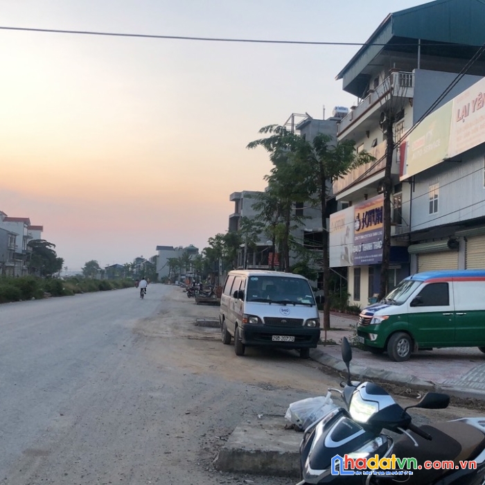 144m đất dv hoài đức-phân lô-vỉa hè-ôtô tránh chỉ 10.8 tỷ.