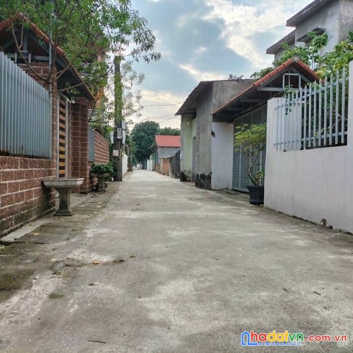 Bao sổ hơn 50m đường thông 5m gần kcn nội bài giá tròn tỷ