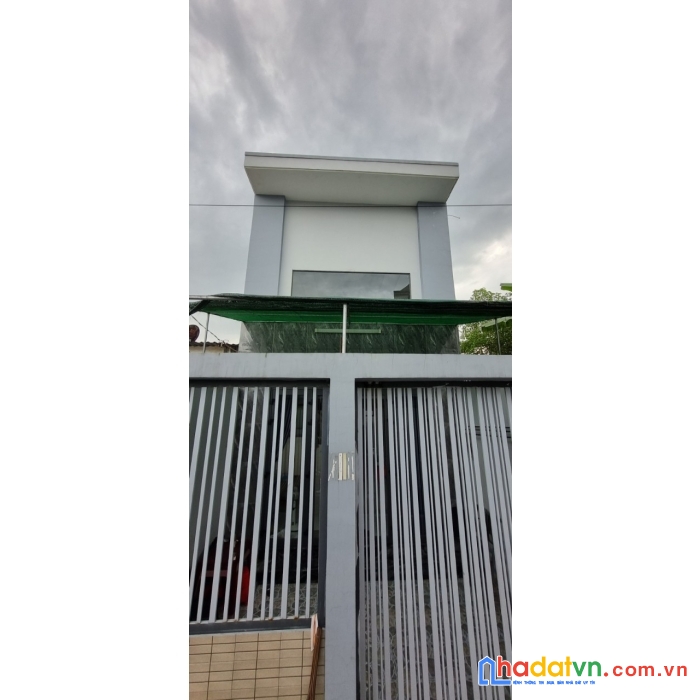 Bán nhà mới 2tầng btct gần mt đường lê lợi thị trấn hóc môn 72m2 ngang hơn 4m chỉ 3 tỷ 3