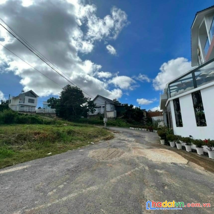 Giảm giá - bán gấp 200m2 đất nền biệt thự đường trần đại nghĩa, đà lạt  giá 9 tỷ