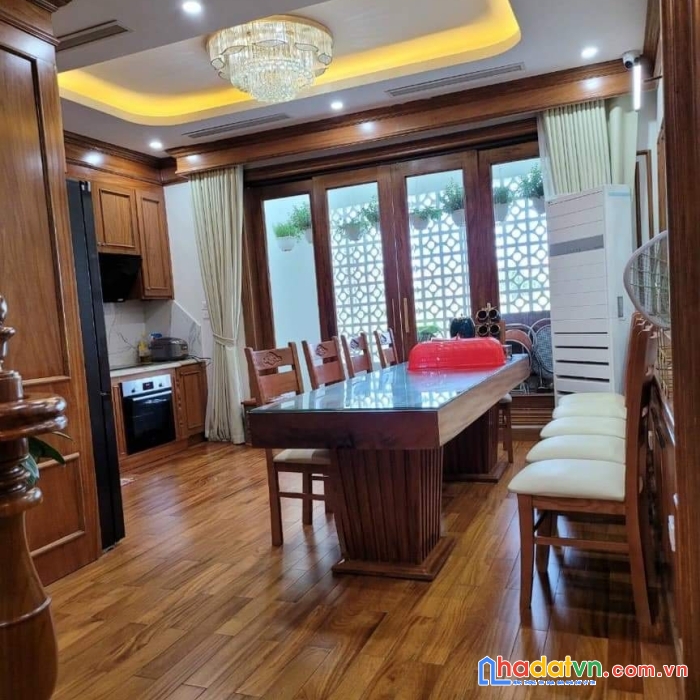 Văn phú hà đông. kinh doanh, ô tô tránh đỗ ngày đêm. 80mx4t. giá 14 tỷ.