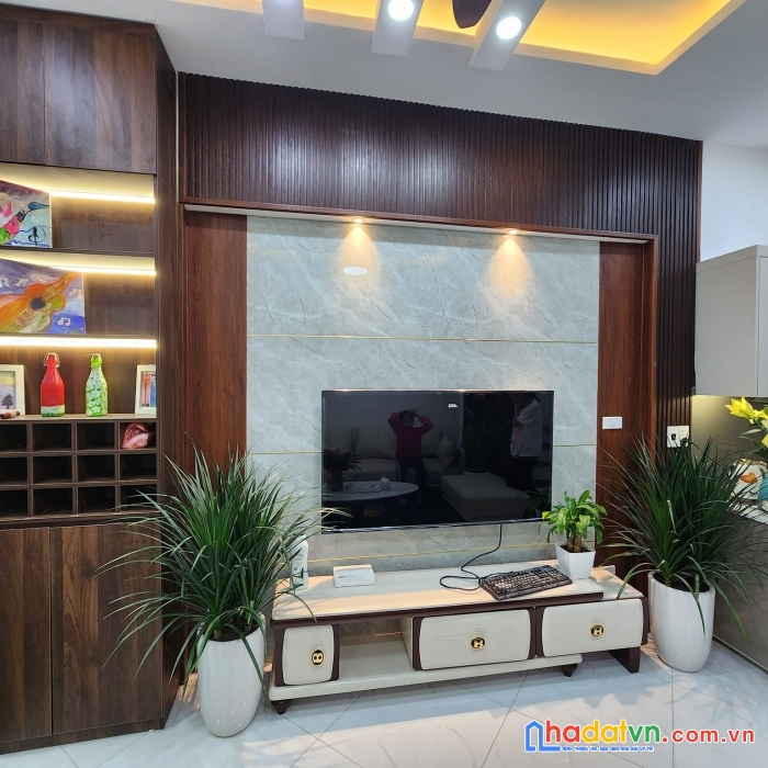 Bán nhà kim giang đại kim lô góc 35m 5 tầng vài bước chân ra mặt phố ô tô tránh ở ngay nhỉnh 4 tỷ