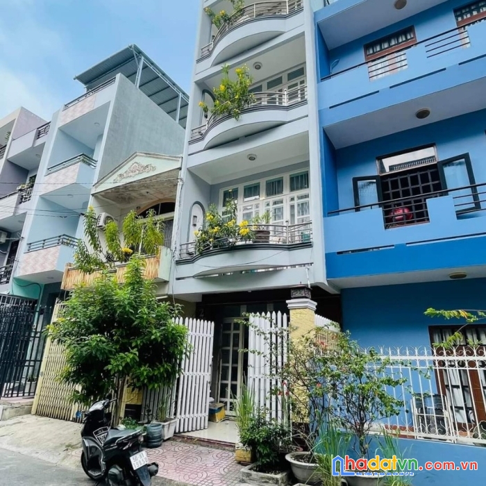 Đường 8m, mặt tiền kinh doanh, ngay an dương vương, vòng xoay phú lâm, sổ vuông vắn, nhà rất mới