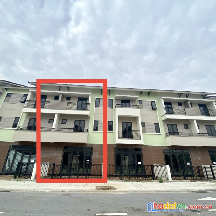 Bán căn nhà phố thương mại 90m2x3t vị trí kinh doanh cực kì đắc địa tại bắc ninh chỉ 6,x tỷ