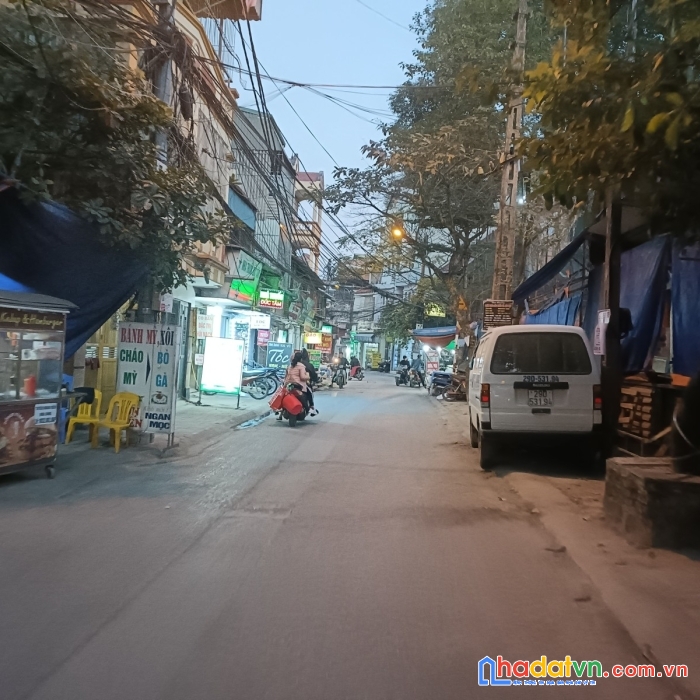 Nhà ngọc lâm ôtô, kinh doanh có vỉa hè 95m mt5.5m 13tỷ tl