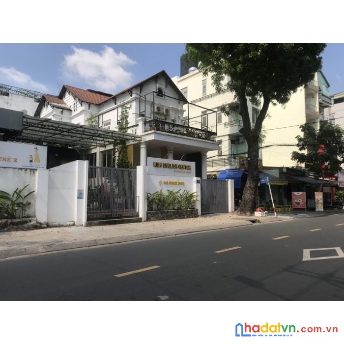 Bán nhà đường bàu cát- phường 13- tân bình- hẻm 6m-xe hơi tránh nhau- đõ cửa ngày đêm 155m2- 18.8