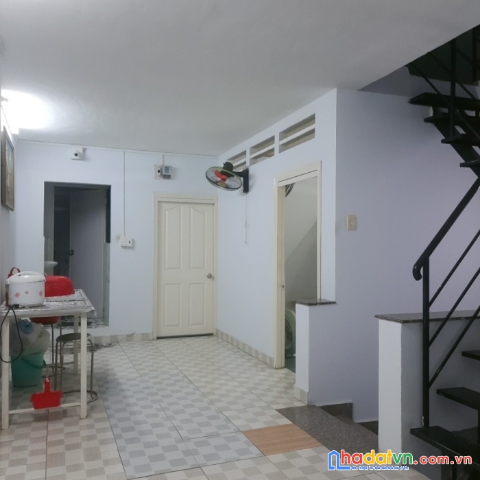 Nhà đẹp trần khăc chân phú nhuận 32m2 ,3 tầng giá nhỉnh 4 tỷ . hxh