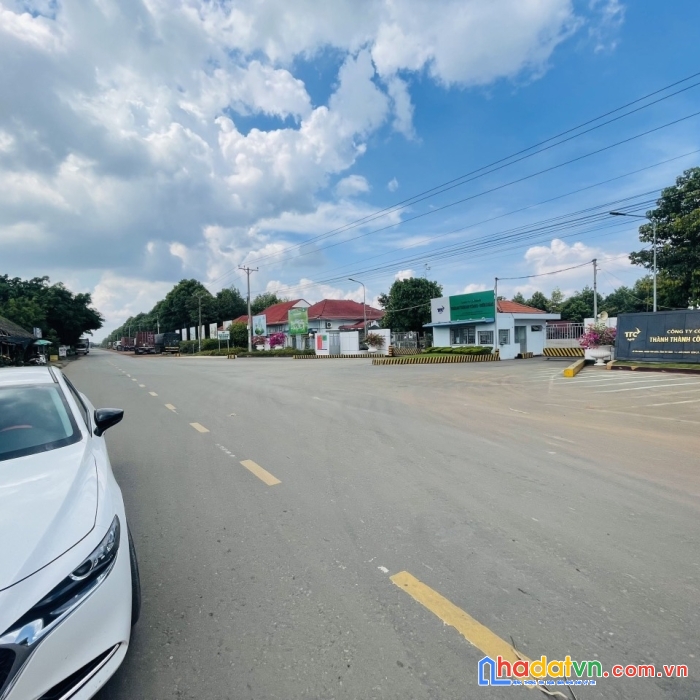 Bán đất cặp kcn tân phú - tây ninh