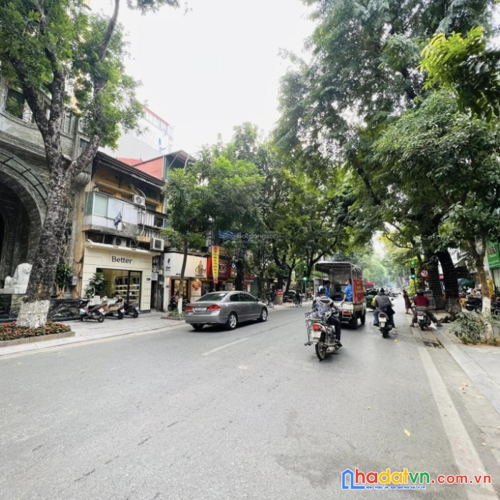 Bán nhà mặt phố khuất duy tiến nhà tt 80m mặt tiền 8m lô góc 2 vỉa hè kinh doanh sầm uất nhỉnh 6 tỷ