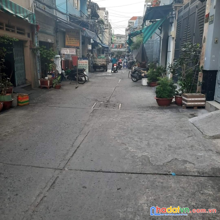Nhà đẹp hẻm xe hơi quay đầu - âu dương lân quận 8 nhỉnh 7 tỷ