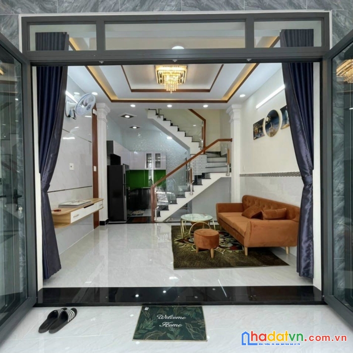 Bán nhà 4 x 10, 3 lầu, bùi đình túy, 3.85 tỷ.