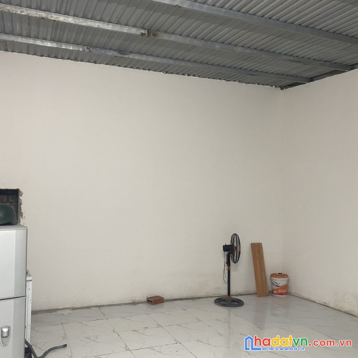 Quá rẻ. chỉ 2.5 tỉ sẵn nhà c4, ở hoặc cho thuê, 58m,mt 8.6m đức giang.